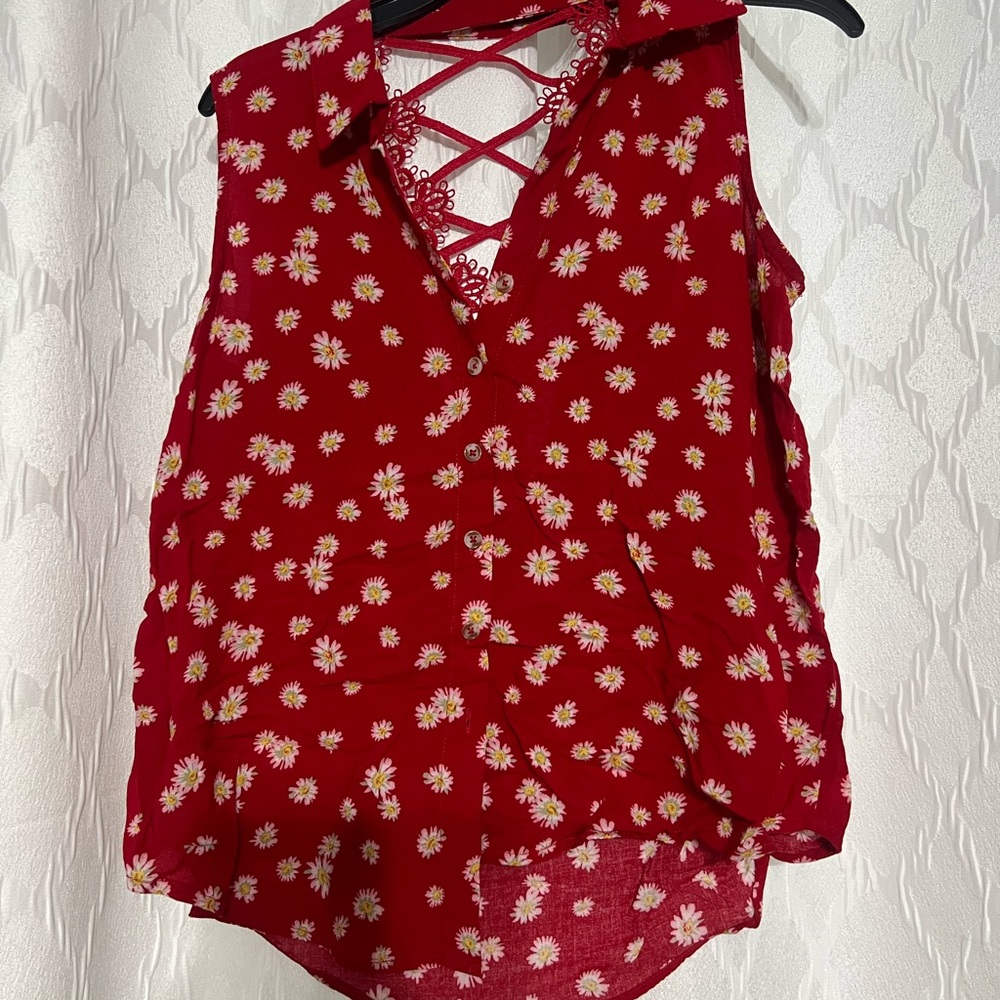 No Boundaries Red Sleeveless Blouse with Notched Collar and Backless Design